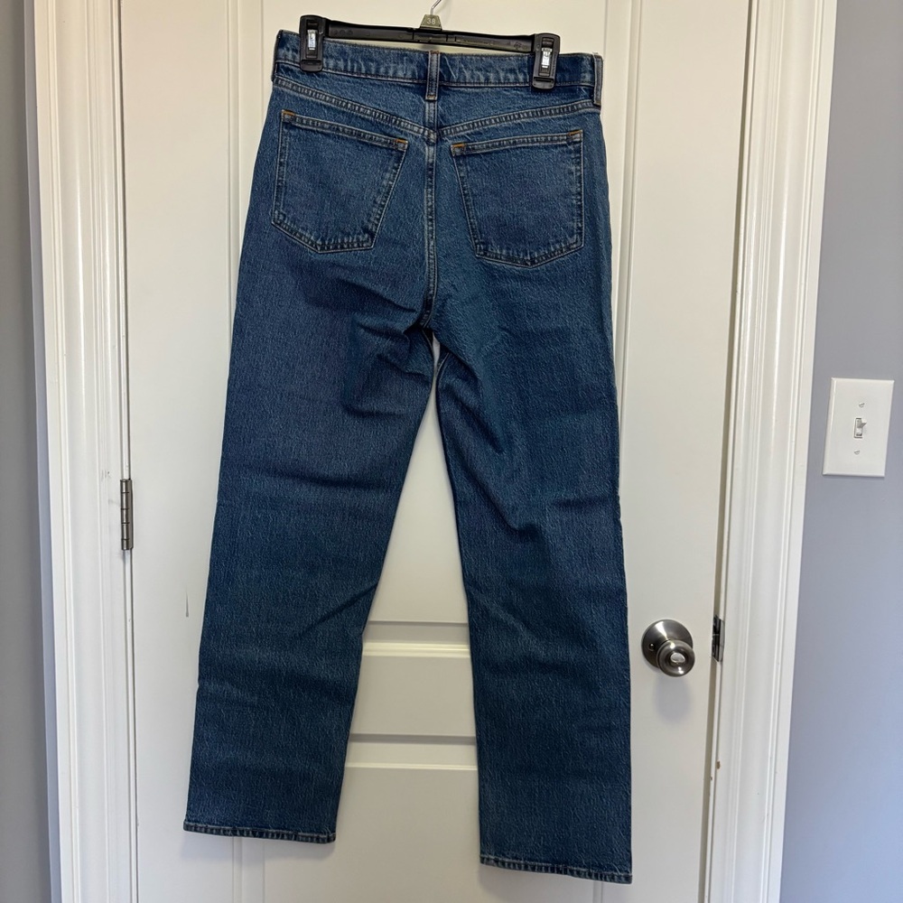 NWT A&F Mid Rise 90s Straight Jean 28R - Picture 4 of 6